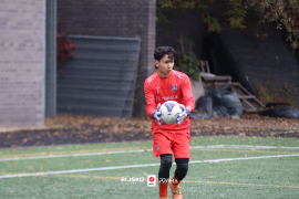 <a href="https://st.getinfootball.com/albums/1097907/68f25903a3511_1920.jpg" target="_blank">Download original</a>