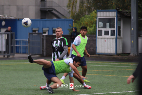 <a href="https://st.getinfootball.com/albums/1097907/68f2593ebc83d_1920.jpg" target="_blank">Download original</a>
