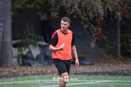 <a href="https://st.getinfootball.com/albums/1097910/68f2e1e2e0e1a_1920.jpg" target="_blank">Download original</a>