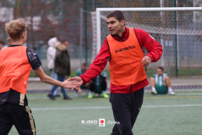 <a href="https://st.getinfootball.com/albums/1097914/68f2eba73ffcc_1920.jpg" target="_blank">Download original</a>