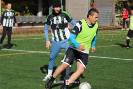 <a href="https://st.getinfootball.com/albums/1098066/68fdbbc29fe25_1920.jpg" target="_blank">Download original</a>