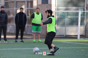 <a href="https://st.getinfootball.com/albums/1098066/68fdbbf33bedc_1920.jpg" target="_blank">Download original</a>