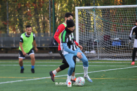 <a href="https://st.getinfootball.com/albums/1098066/68fdbc2aac5b6_1920.jpg" target="_blank">Download original</a>
