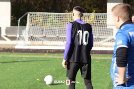 <a href="https://st.getinfootball.com/albums/1098067/68fdbbf03bea3_1920.jpg" target="_blank">Download original</a>