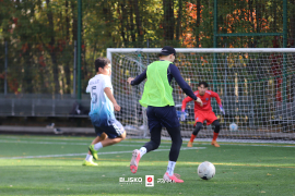 <a href="https://st.getinfootball.com/albums/1098068/68fdbc2c6b2ff_1920.jpg" target="_blank">Download original</a>