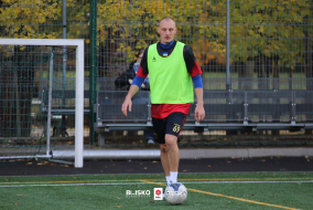 <a href="https://st.getinfootball.com/albums/1098069/68fdbd9fa5898_1920.jpg" target="_blank">Download original</a>
