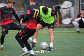 <a href="https://st.getinfootball.com/albums/1098070/68fdbdaa997d9_1920.jpg" target="_blank">Download original</a>