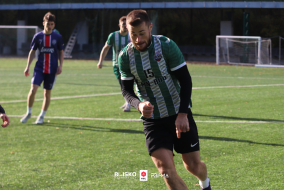 <a href="https://st.getinfootball.com/albums/1098072/68fdbfad787e4_1920.jpg" target="_blank">Download original</a>