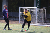 <a href="https://st.getinfootball.com/albums/1098072/68fdbfdd468bf_1920.jpg" target="_blank">Download original</a>