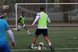 <a href="https://st.getinfootball.com/albums/1098073/68fdbf2c519b6_1920.jpg" target="_blank">Download original</a>