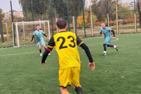 <a href="https://st.getinfootball.com/albums/1098076/68fe0bc8861ca_1920.jpeg" target="_blank">Завантажити оригінал</a>