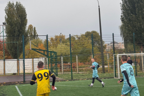 <a href="https://st.getinfootball.com/albums/1098076/68fe0bd711282_1920.jpeg" target="_blank">Завантажити оригінал</a>