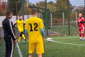 <a href="https://st.getinfootball.com/albums/1098077/68fe0aff675fc_1920.jpeg" target="_blank">Завантажити оригінал</a>
