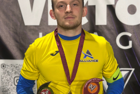 <a href="https://st.getinfootball.com/albums/1098078/68fe0a8ab8195_1920.jpeg" target="_blank">Завантажити оригінал</a>
