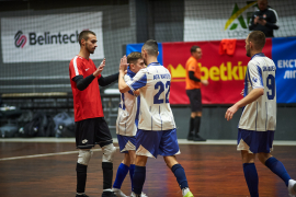 <a href="https://st.getinfootball.com/albums/1098218/690380c16fddc_1920.jpg" target="_blank">Завантажити оригінал</a>