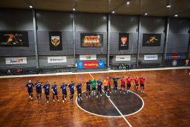 <a href="https://st.getinfootball.com/albums/1098263/690693eff13b4_1920.jpg" target="_blank">Завантажити оригінал</a>