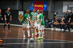 <a href="https://st.getinfootball.com/albums/1098265/6906a2e7379ad_1920.jpg" target="_blank">Завантажити оригінал</a>