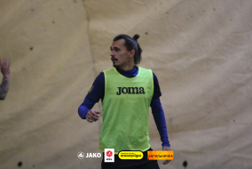 <a href="https://st.getinfootball.com/albums/1098401/690caa1c7b6df_1920.jpg" target="_blank">Завантажити оригінал</a>