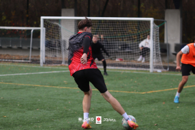<a href="https://st.getinfootball.com/albums/1098420/690f4682c3e1b_1920.jpg" target="_blank">Download original</a>