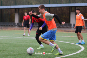<a href="https://st.getinfootball.com/albums/1098422/690f479ed0cf8_1920.jpg" target="_blank">Download original</a>