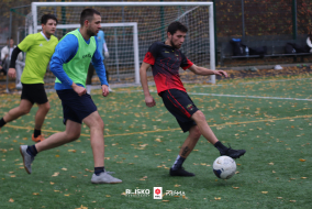 <a href="https://st.getinfootball.com/albums/1098423/690f49040e250_1920.jpg" target="_blank">Download original</a>