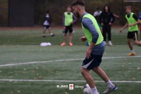 <a href="https://st.getinfootball.com/albums/1098425/690f49c4d57ed_1920.jpg" target="_blank">Download original</a>