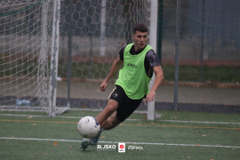 <a href="https://st.getinfootball.com/albums/1098427/690f4a71358d0_1920.jpg" target="_blank">Download original</a>