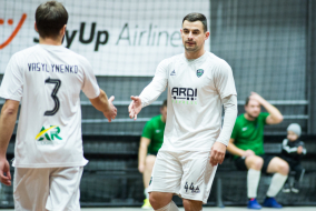 <a href="https://st.getinfootball.com/albums/1098506/6913821271ff6_1920.jpg" target="_blank">Завантажити оригінал</a>