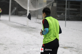 <a href="https://st.getinfootball.com/albums/1098845/692a10bfa8ec7_1920.jpg" target="_blank">Download original</a>
