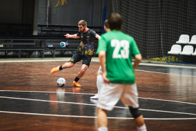 <a href="https://st.getinfootball.com/albums/1098910/6930409214078_1920.jpg" target="_blank">Завантажити оригінал</a>