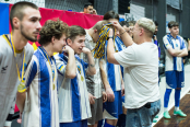 <a href="https://st.getinfootball.com/albums/1098960/693735edecc16_1920.jpg" target="_blank">Завантажити оригінал</a>