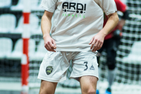 <a href="https://st.getinfootball.com/albums/1098965/6938b52cc5999_1920.jpg" target="_blank">Завантажити оригінал</a>