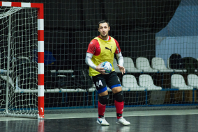<a href="https://st.getinfootball.com/albums/1098965/6938b538f02c0_1920.jpg" target="_blank">Завантажити оригінал</a>