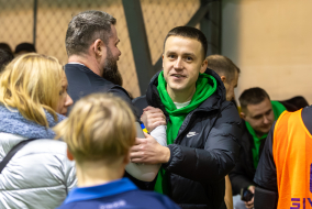 <a href="https://st.getinfootball.com/albums/1099061/6942928150962_1920.jpg" target="_blank">Завантажити оригінал</a>