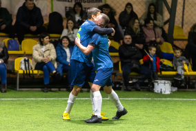 <a href="https://st.getinfootball.com/albums/1099066/694298385d2f9_1920.jpg" target="_blank">Завантажити оригінал</a>