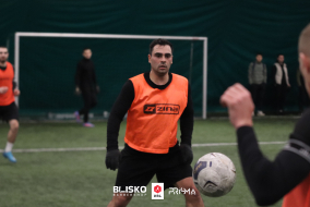 <a href="https://st.getinfootball.com/albums/1099175/69483077385c0_1920.jpg" target="_blank">Download original</a>