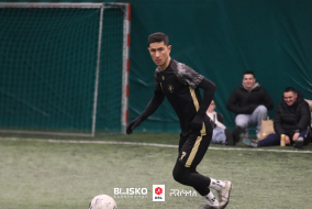 <a href="https://st.getinfootball.com/albums/1099175/6948354cdffb9_1920.jpg" target="_blank">Download original</a>