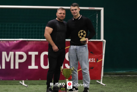<a href="https://st.getinfootball.com/albums/1099177/6948389272f19_1920.jpg" target="_blank">Download original</a>