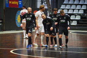 <a href="https://st.getinfootball.com/albums/1099480/69657440167c6_1920.jpg" target="_blank">Завантажити оригінал</a>