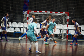 <a href="https://st.getinfootball.com/albums/1099481/6965776477888_1920.jpg" target="_blank">Завантажити оригінал</a>