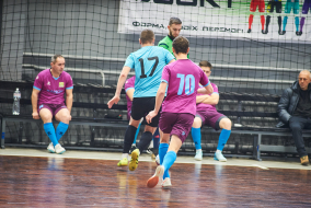 <a href="https://st.getinfootball.com/albums/1099484/6965870016a37_1920.jpg" target="_blank">Завантажити оригінал</a>