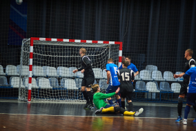 <a href="https://st.getinfootball.com/albums/1099485/696589c24d3b4_1920.jpg" target="_blank">Завантажити оригінал</a>