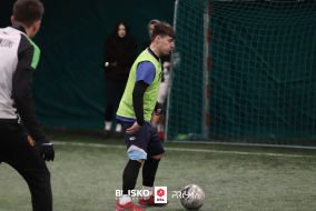 <a href="https://st.getinfootball.com/albums/1099649/6974bb21eba48_1920.jpg" target="_blank">Download original</a>