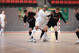<a href="https://st.getinfootball.com/albums/1099667/69789878aefaf_1920.jpg" target="_blank">Завантажити оригінал</a>