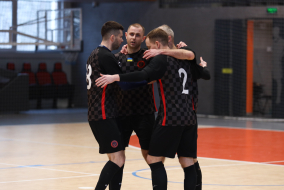 <a href="https://st.getinfootball.com/albums/1099667/697898ee53f0f_1920.jpg" target="_blank">Завантажити оригінал</a>