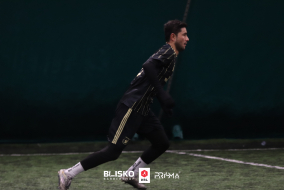 <a href="https://st.getinfootball.com/albums/1099753/697dfb5cee7e3_1920.jpg" target="_blank">Download original</a>