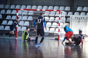 <a href="https://st.getinfootball.com/albums/1099866/698645bf74ecb_1920.jpg" target="_blank">Завантажити оригінал</a>