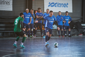 <a href="https://st.getinfootball.com/albums/1099868/698648981c775_1920.jpg" target="_blank">Завантажити оригінал</a>
