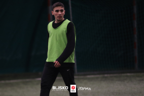 <a href="https://st.getinfootball.com/albums/1099876/698777279dece_1920.jpg" target="_blank">Download original</a>