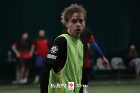 <a href="https://st.getinfootball.com/albums/1099876/6987772cbf076_1920.jpg" target="_blank">Download original</a>